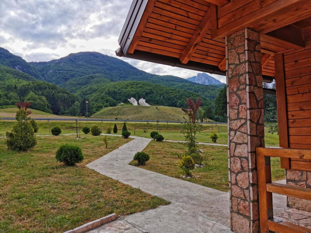 Vila "Maglic" Tjentiste Bagian luar foto