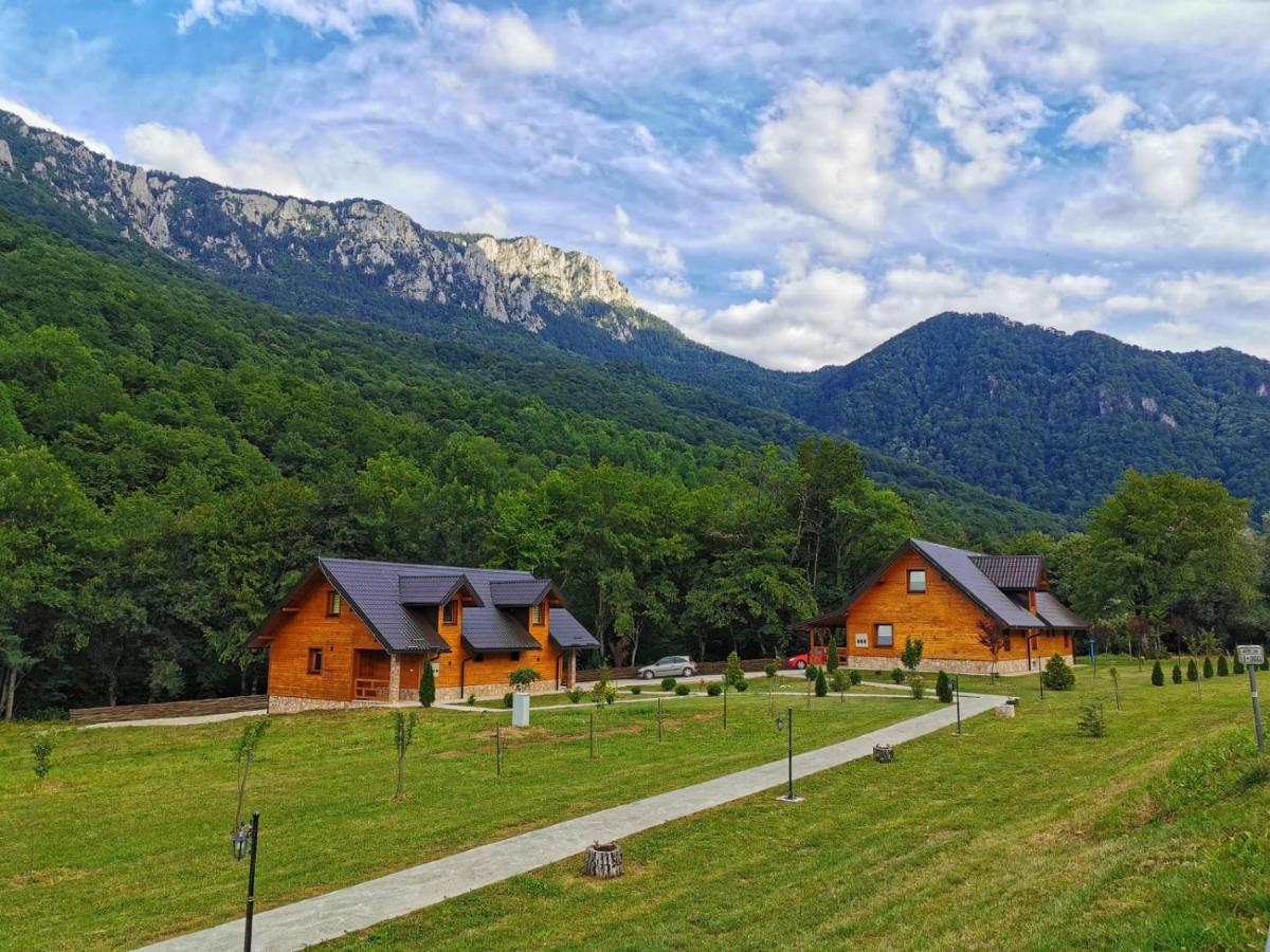 Vila "Maglic" Tjentiste Bagian luar foto