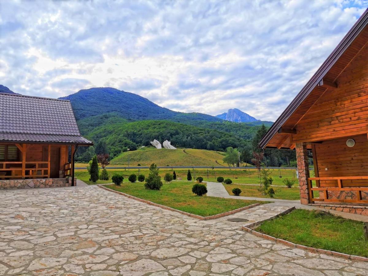 Vila "Maglic" Tjentiste Bagian luar foto