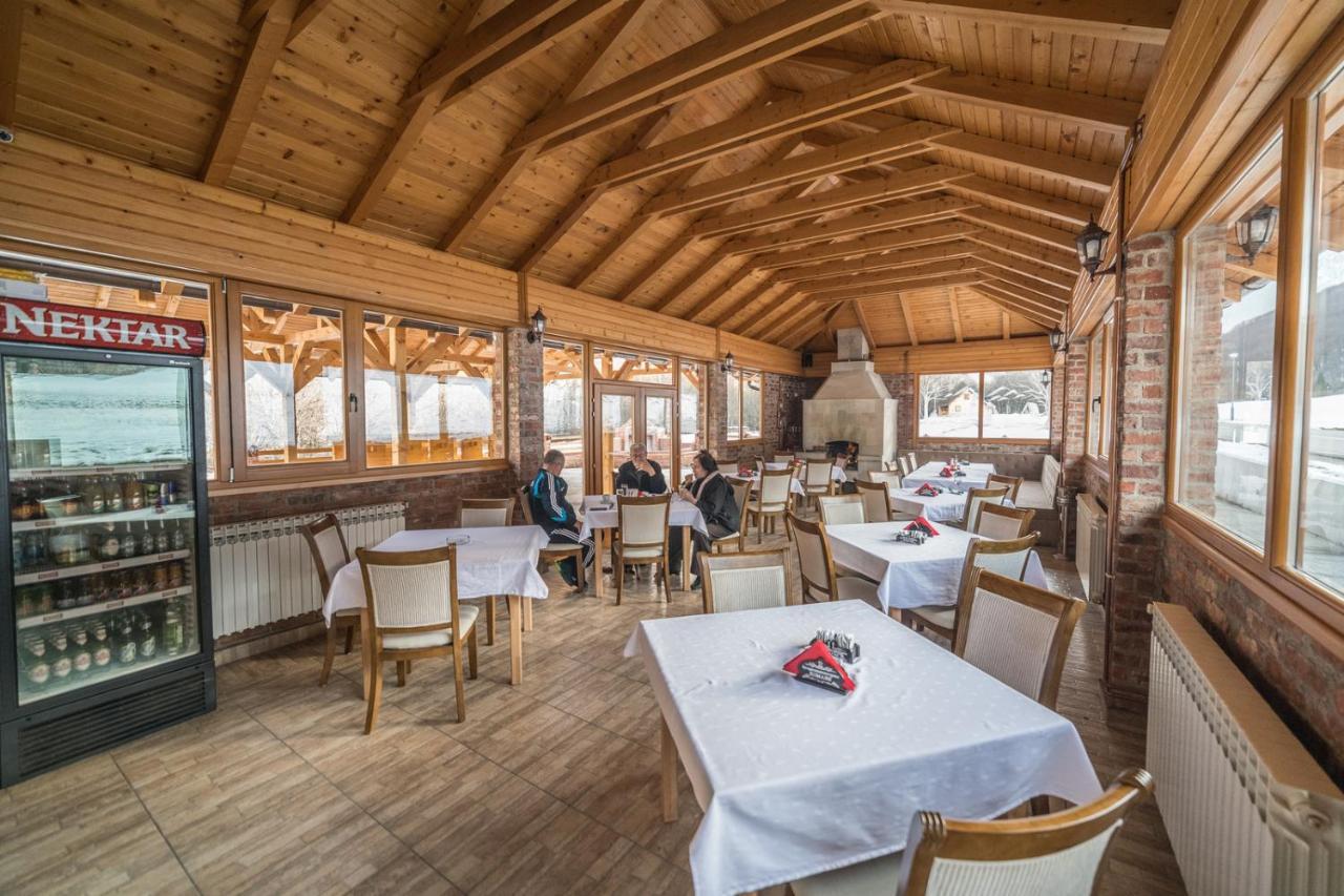 Vila "Maglic" Tjentiste Bagian luar foto